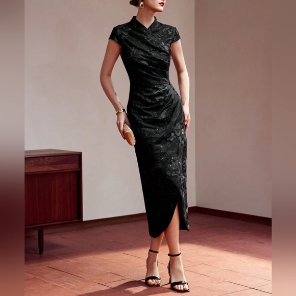 MOTF Dresses & Skirts - MOTF Black Evening Floral Jacquard Ruched Wrap Hem Midi Dress- M